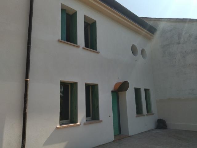 Villa Indipendente in vendita a Sabbioneta, Lombardia