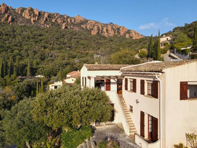 Maison vente à Arrondissement de Draguignan, Saint-raphaël