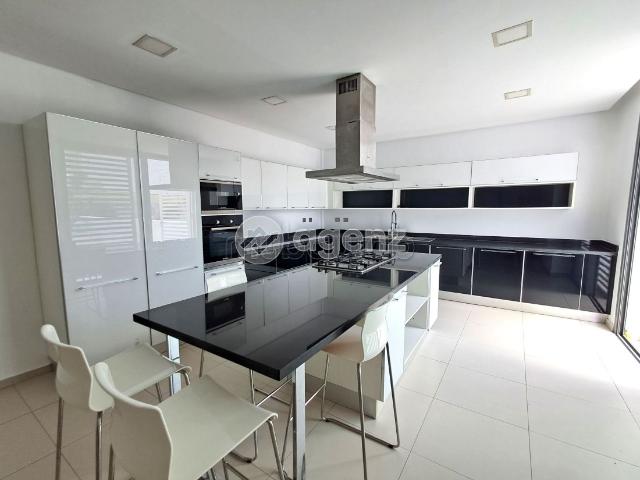 Villa location à Anfa, Gharb-Chrarda-Beni Hssen