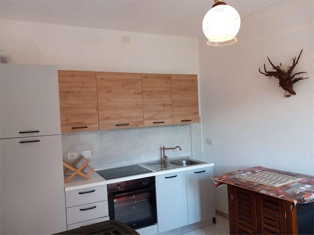 Villa Indipendente in affitto a Comunità Montana Valli del Verbano, Maccagno