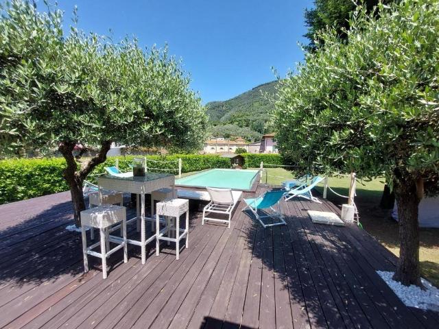 Villa Indipendente in affitto a Camaiore, Toscana
