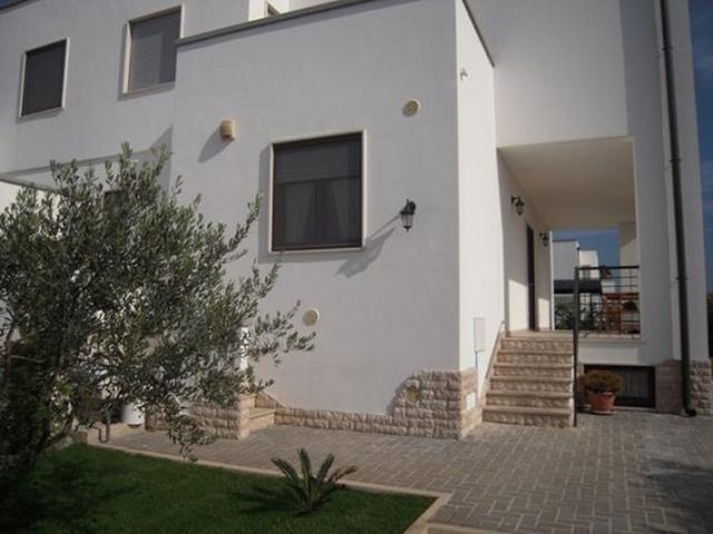 Appartamento in affitto a Paradiso, Puglia