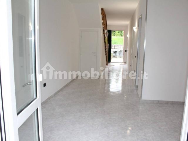 Villa Indipendente in affitto a Unione dei comuni della Bassa Romagna, Lugo