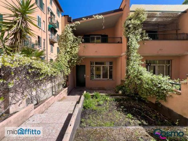 Villa Indipendente in affitto a Municipio 9, Milano
