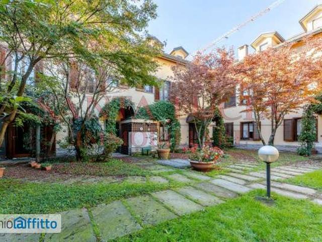 Villa Indipendente in affitto a Municipio 7, Milano