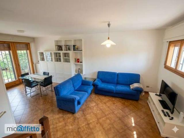 Villa Indipendente in affitto a Casteldebole, Bologna