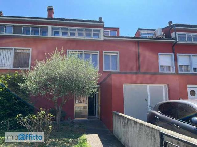 Villa Indipendente in affitto a Buon Pastore-Sant'Agnese-San Damaso, Modena