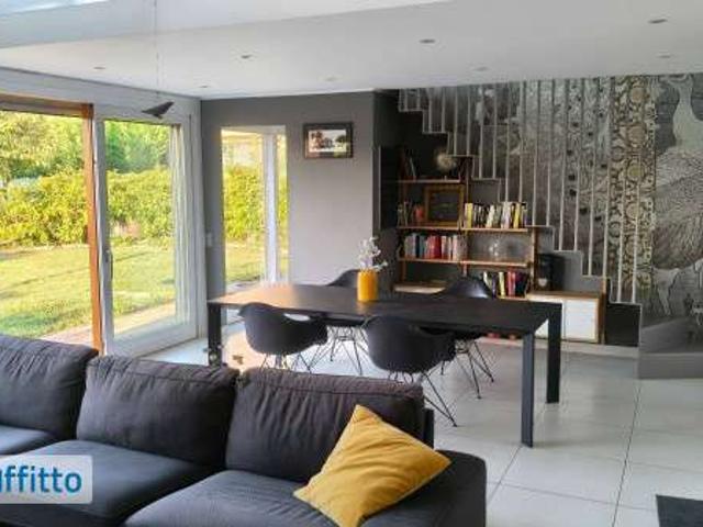 Villa Indipendente in affitto a Comunità Montana Valli del Verbano, Brissago Valtravaglia