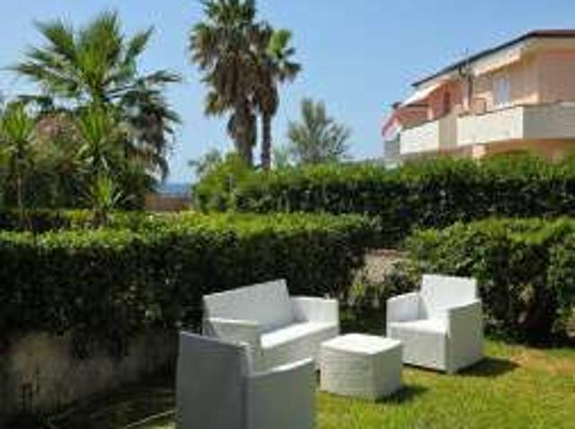 Villa Indipendente in affitto a Santa Maria di Mare, Calabria