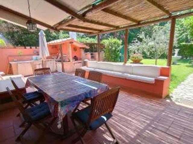 Villa Indipendente in affitto a Marina di San Nicola, Roma Capitale