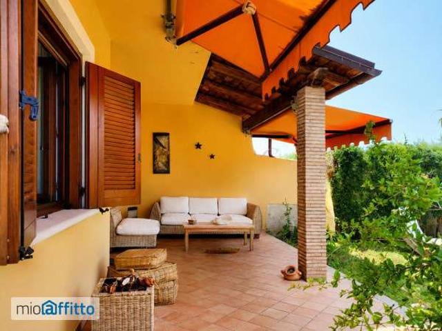 Villa Indipendente in affitto a Calabria, Cosenza