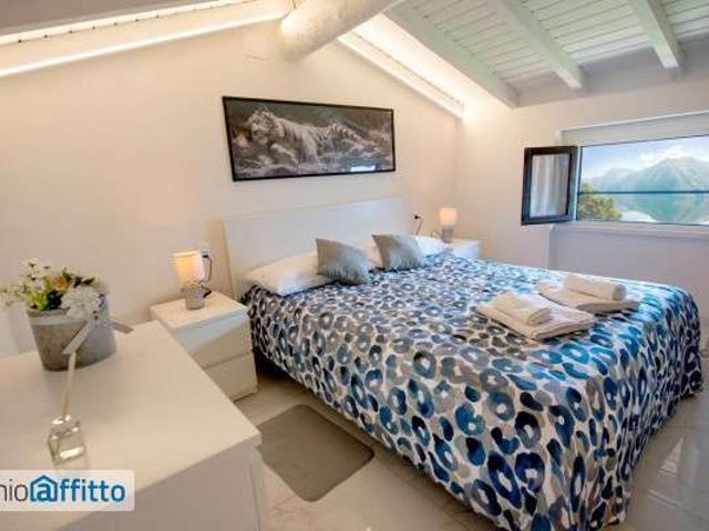 Villa Indipendente in affitto a Comunità montana della Valle Sabbia, Anfo
