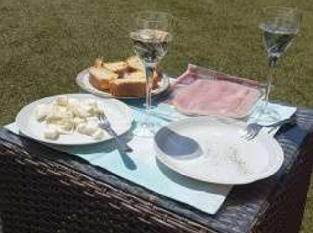 Villa Indipendente in affitto a Cantalupo, Faloppio