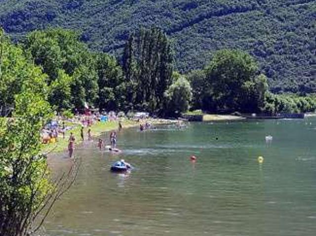 Villa Indipendente in affitto a Laghetto, Colico