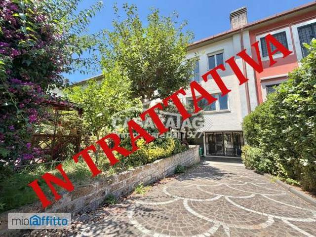 Villa Indipendente in affitto a Axa, Roma Capitale