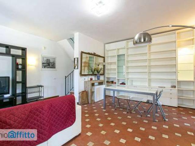 Villa Indipendente in affitto a Municipio Roma X, Roma Capitale