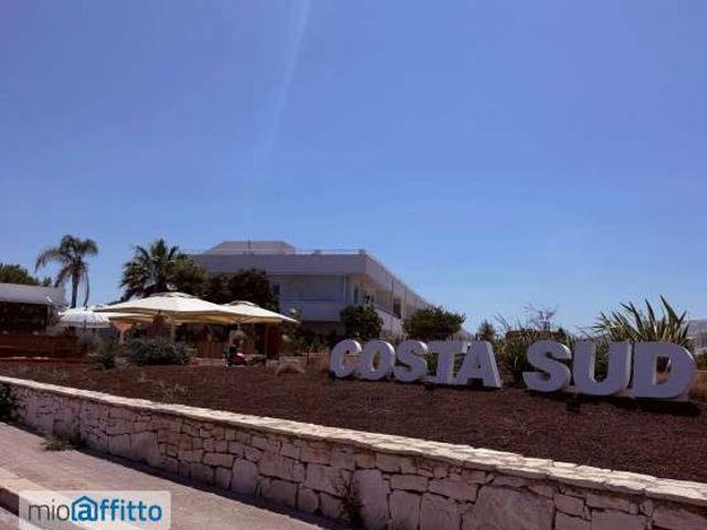 Villa Indipendente in affitto a Municipio 1, Puglia