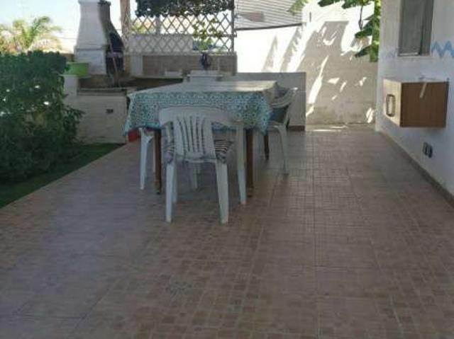 Villa Indipendente in affitto a Cava d'Aliga, Cava D'aliga