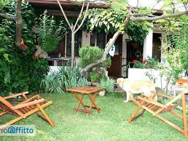 Villa Indipendente in affitto a Due Laghi, Peschiera Del Garda