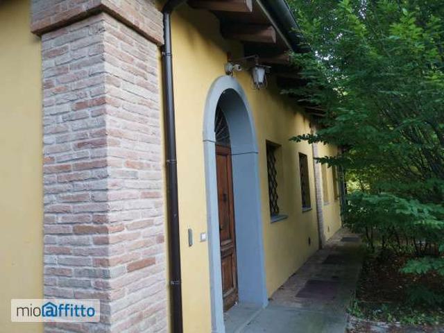 Villa Indipendente in affitto a San Donato-San Vitale, Bologna