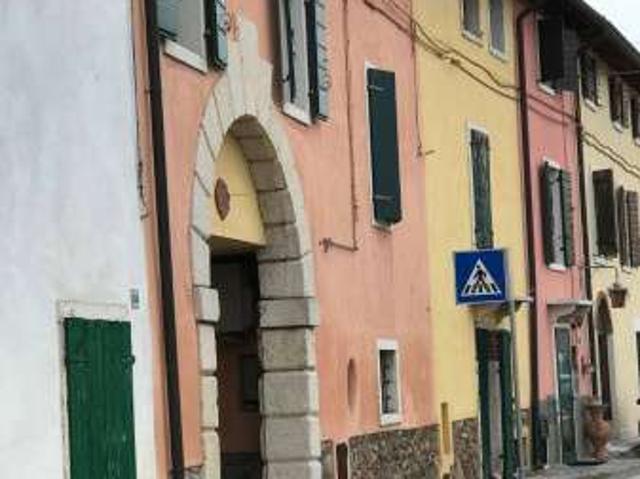 Villa Indipendente in affitto a Domegliara, Sant'Ambrogio di Valpolicella