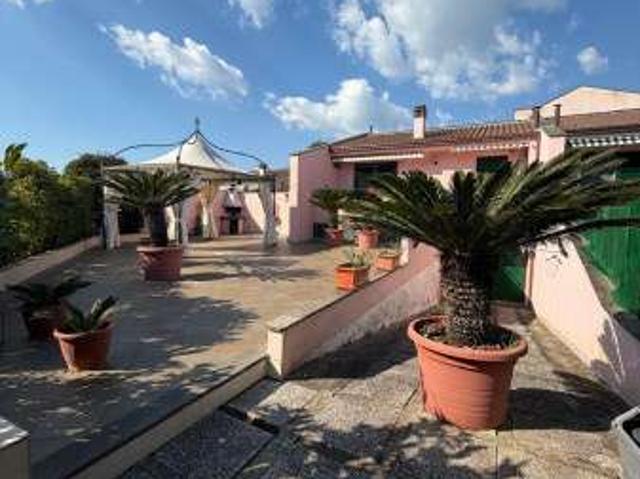 Villa Indipendente in affitto a Salto Di Fondi, Lazio