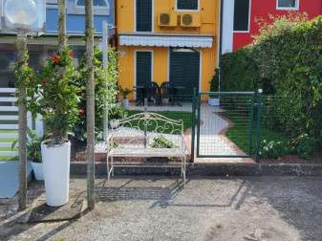 Villa Indipendente in affitto a Rosolina, Veneto