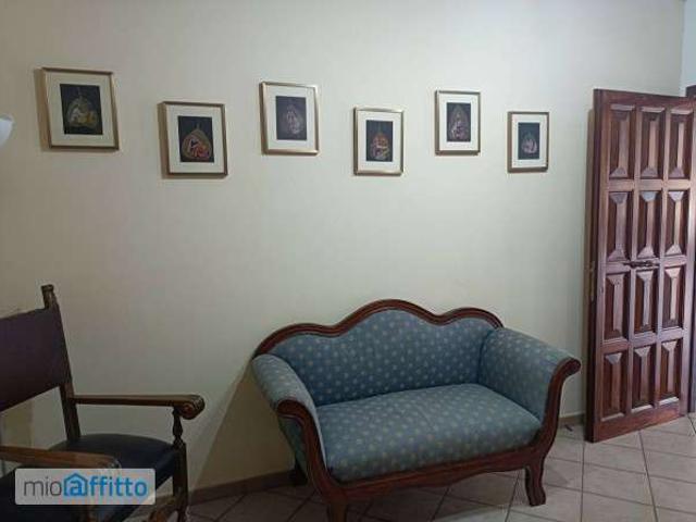 Villa Indipendente in affitto a Isonzo, Latina