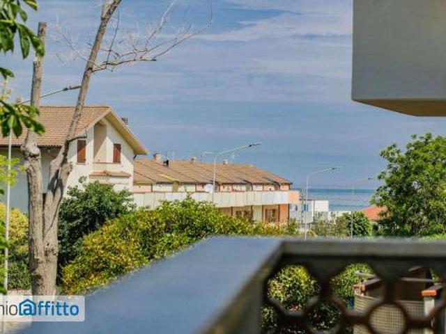 Villa Indipendente in affitto a Forcella, Marche