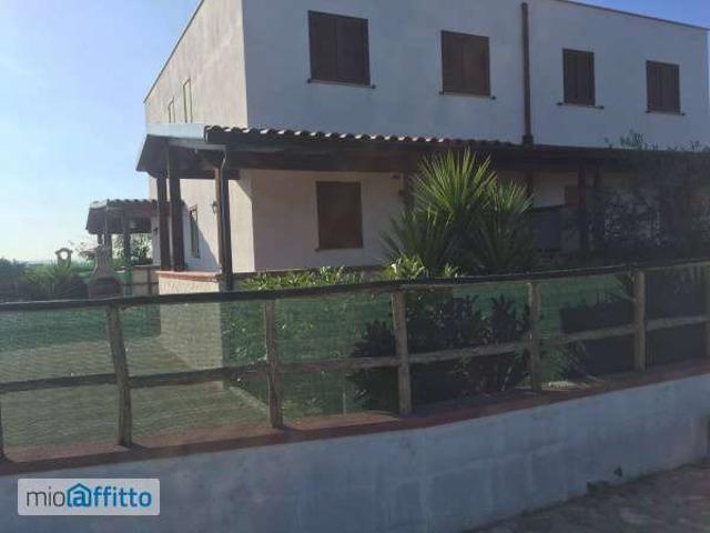 Villa Indipendente in affitto a Puglia, Barletta-andria-trani