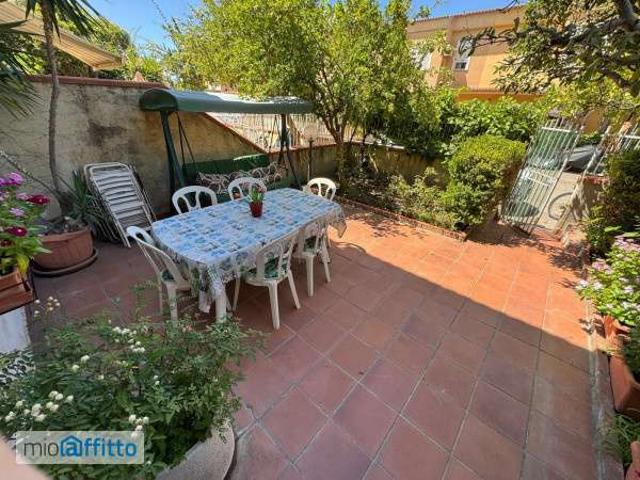 Villa Indipendente in affitto a Lazzàro, Calabria