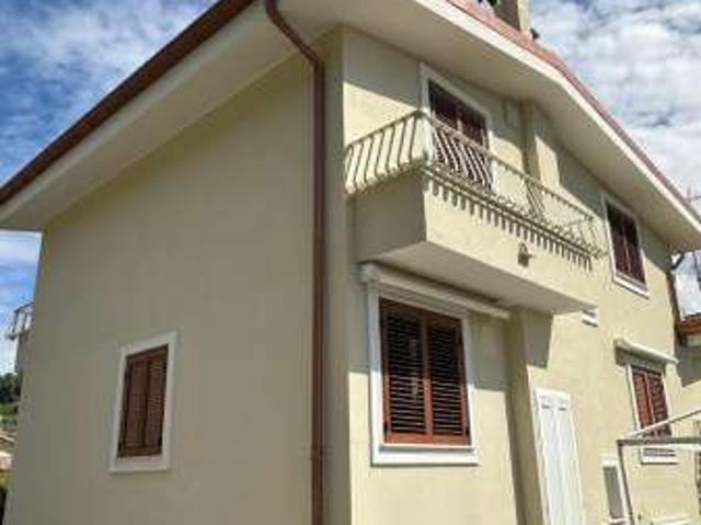 Villa Indipendente in affitto a Roma Capitale, Lazio