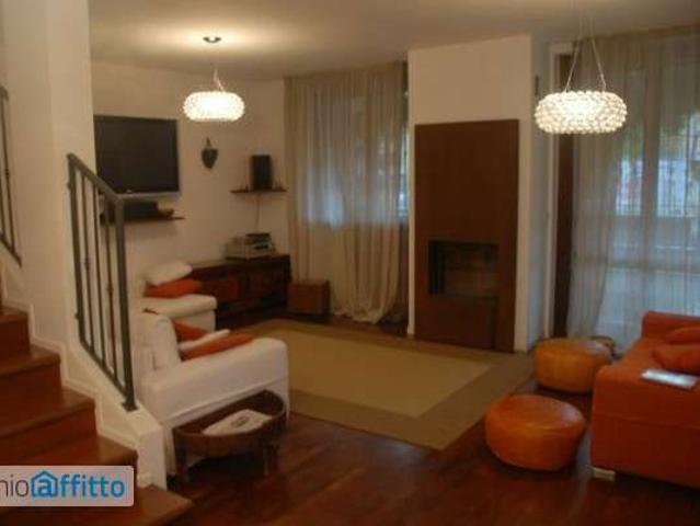 Villa Indipendente in affitto a San Donato Milanese, Lombardia