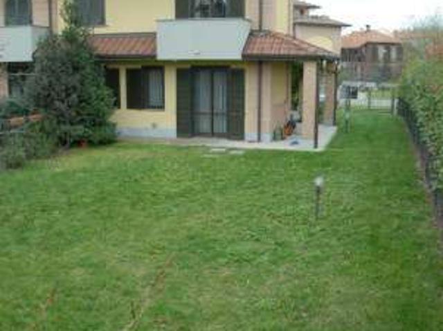 Villa Indipendente in affitto a San Donato Milanese, Lombardia