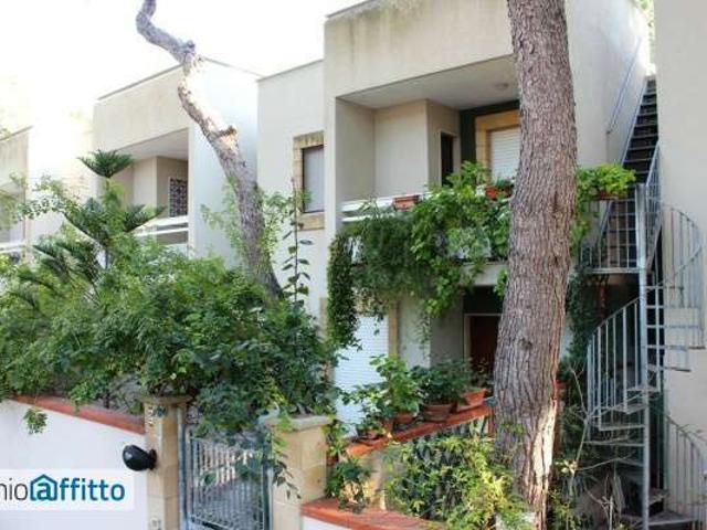 Villa Indipendente in affitto a Bosco Caggione, Puglia