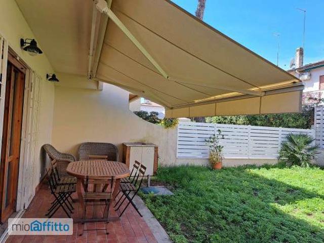 Villa Indipendente in affitto a Santa Severa, Santa Marinella