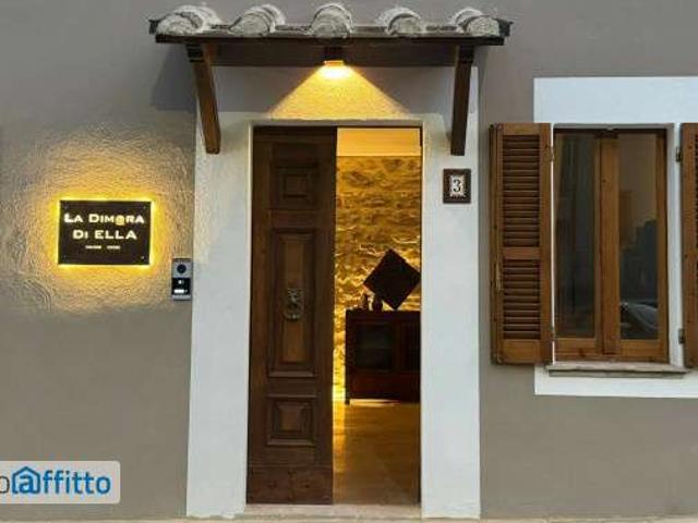 Villa Indipendente in affitto a Sellano, Umbria