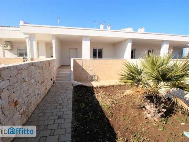Villa Indipendente in affitto a Municipio 5, Puglia