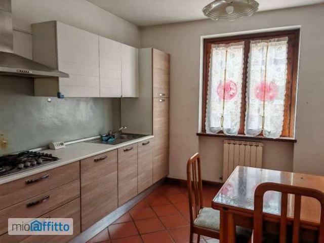 Villa Indipendente in affitto a Gorla Maggiore, Lombardia