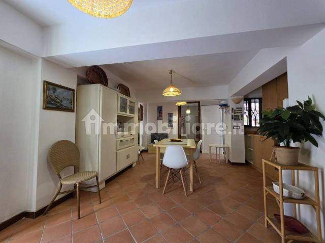 Villa Indipendente in affitto a VI Circoscrizione, Messina