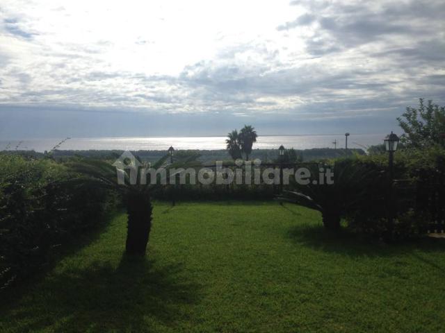 Villa Indipendente in affitto a Calabria, Catanzaro