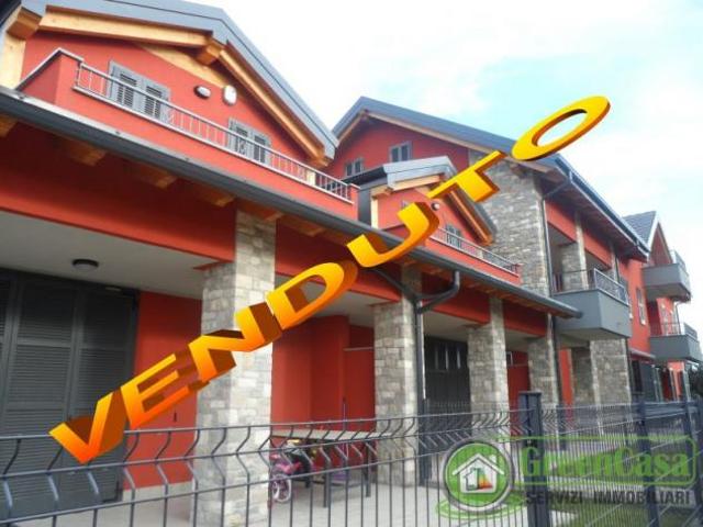 Villa Indipendente in vendita a Cavenago Brianza, Lombardia