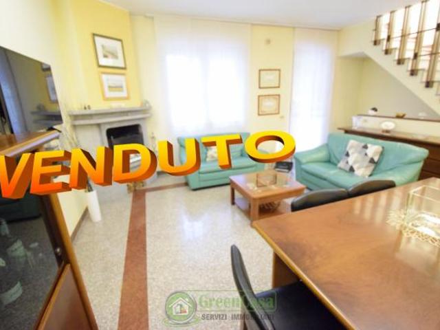 Villa Indipendente in vendita a Ornago, Lombardia