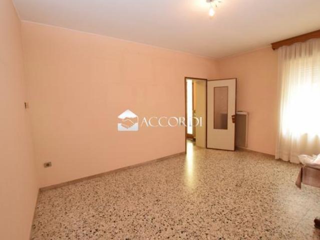 Villa Indipendente in vendita a Volpago Del Montello, Veneto