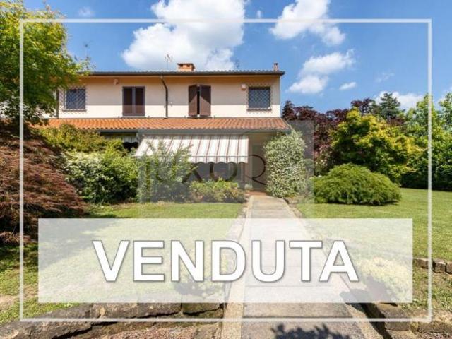 Villa Indipendente in vendita a Casatenovo, Lecco