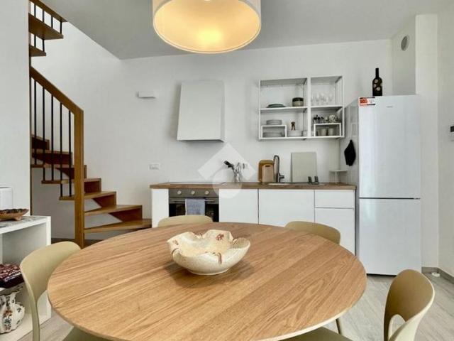 Villa Indipendente in affitto a Villanova D'albenga, Liguria