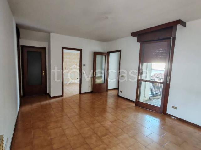 Villa Indipendente in affitto a Bagnolo Mella, Lombardia