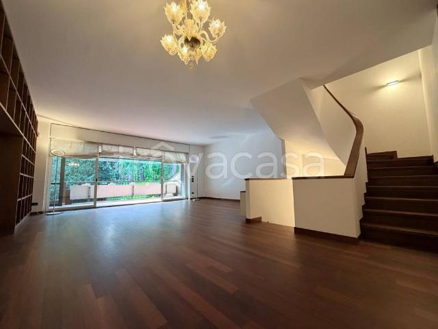 Villa Indipendente in affitto a Milano 3, Basiglio