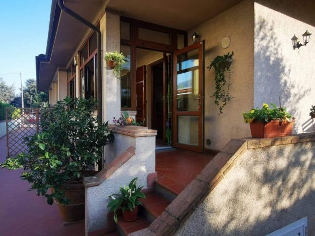 Villa Indipendente in affitto a Camaiore, Toscana