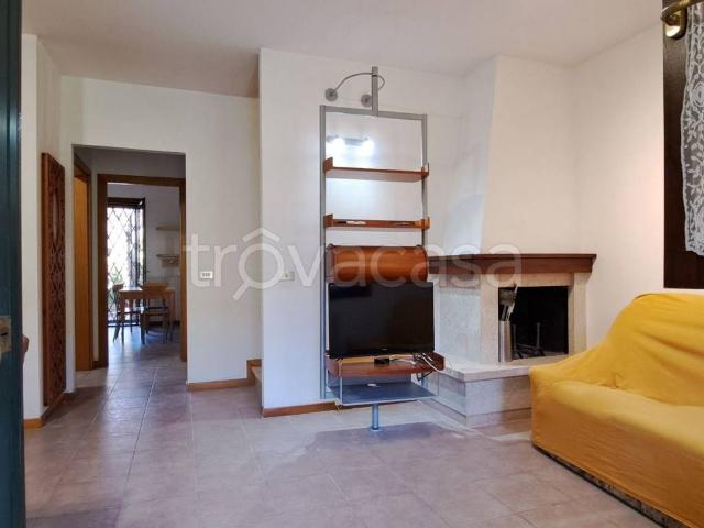 Villa Indipendente in affitto a Unione Alto Ferrarese, Cento